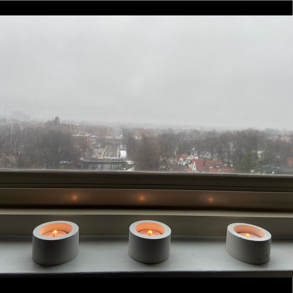 Set of 3 white concrete succulent pot, tea lights hand made modern candle holder - Picture 7 of 8